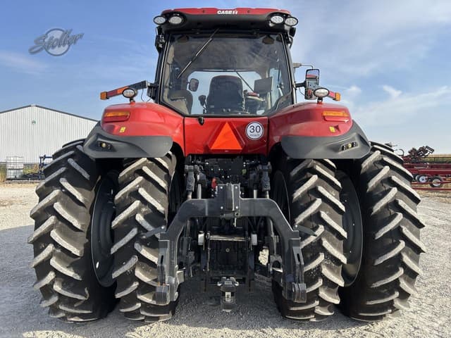 Image of Case IH Magnum 340 equipment image 3