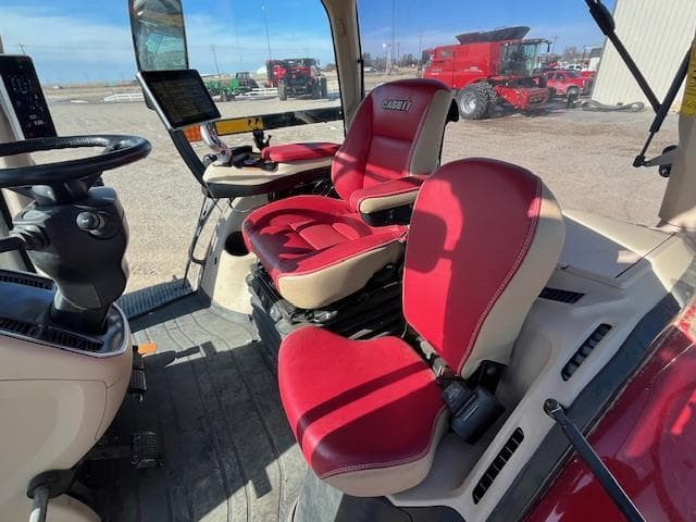 Image of Case IH Magnum 340 equipment image 3