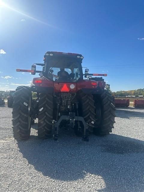 Image of Case IH Magnum 340 equipment image 2