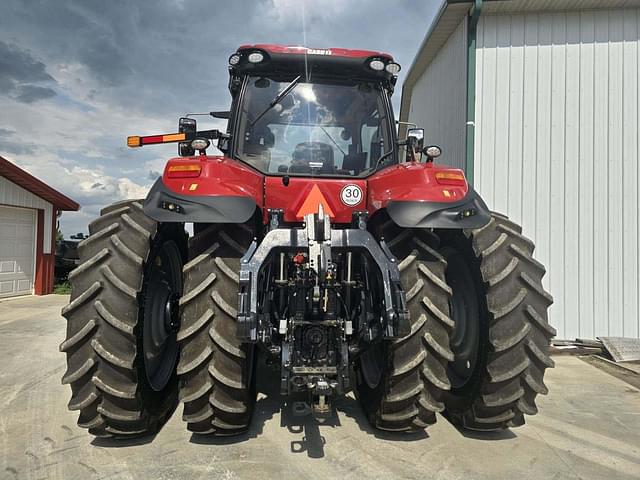 Image of Case IH Magnum 340 equipment image 3