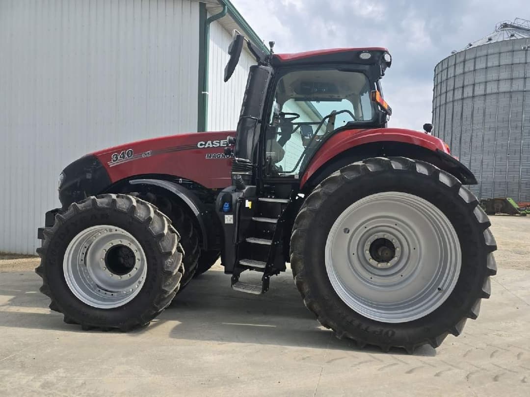 Image of Case IH Magnum 340 Primary image