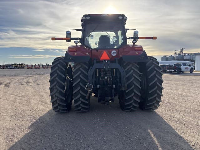 Image of Case IH Magnum 340 equipment image 3