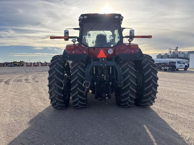 Image of Case IH Magnum 340 equipment image 3