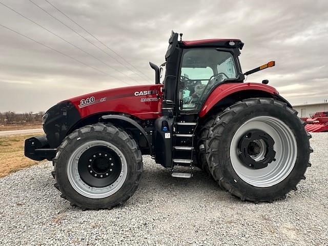 Image of Case IH Magnum 340 equipment image 1