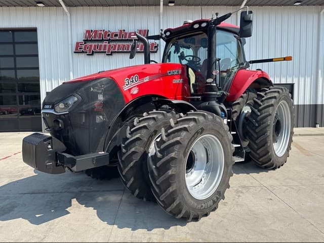 Image of Case IH Magnum 340 equipment image 2
