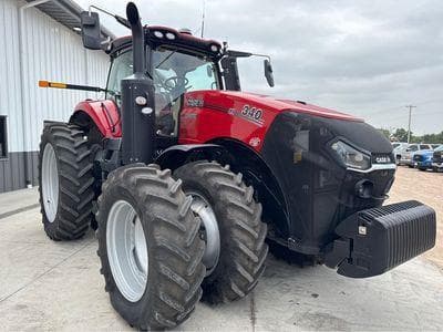 Image of Case IH Magnum 340 equipment image 4