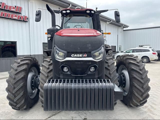 Image of Case IH Magnum 340 equipment image 3