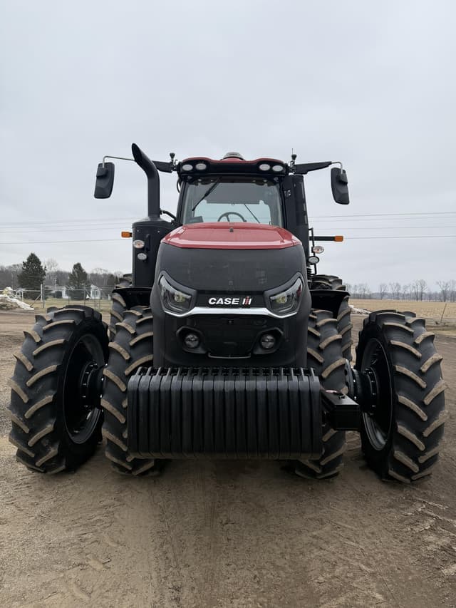 Image of Case IH Magnum 340 equipment image 1