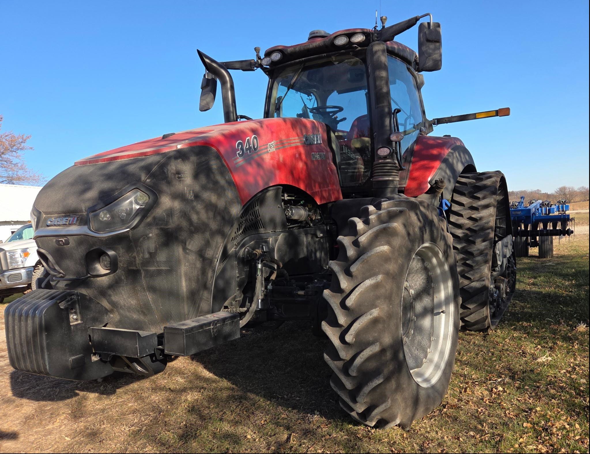 2024 Case IH Magnum 340 Rowtrac Equipment Image0