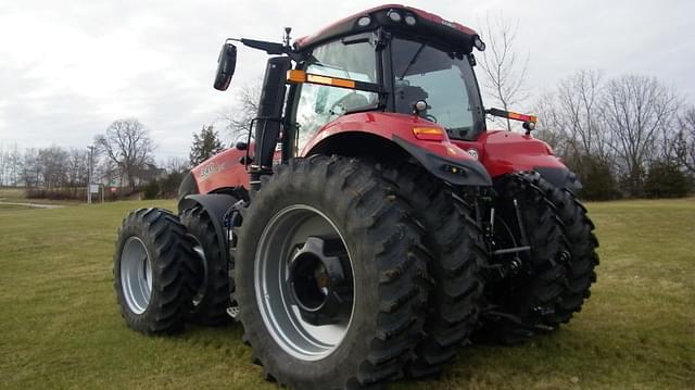 Image of Case IH Magnum 340 equipment image 1