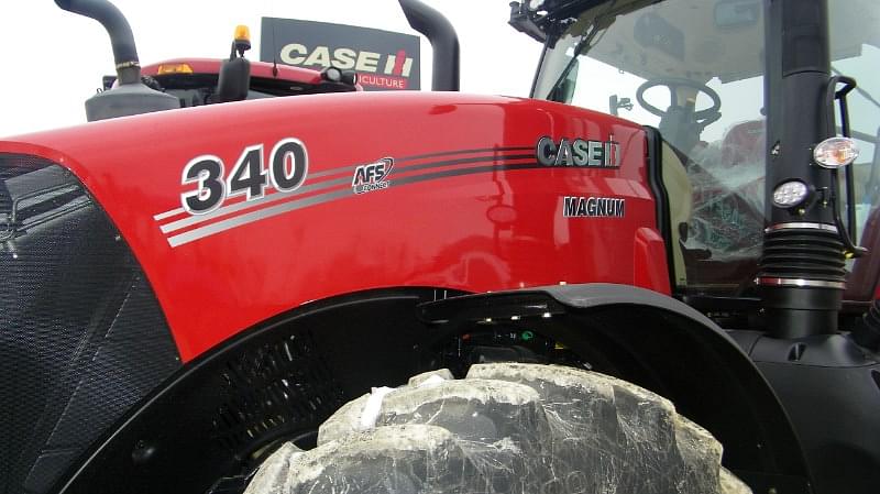 Image of Case IH Magnum 340 Image 1