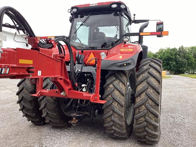 Image of Case IH Magnum 340 equipment image 3