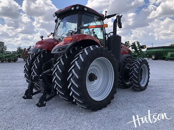 Image of Case IH Magnum 340 equipment image 4