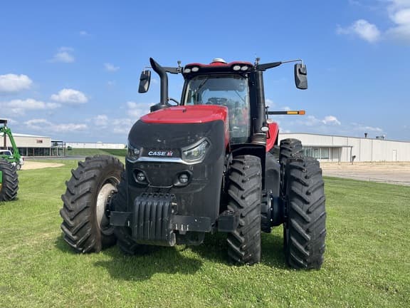 Image of Case IH Magnum 340 equipment image 1