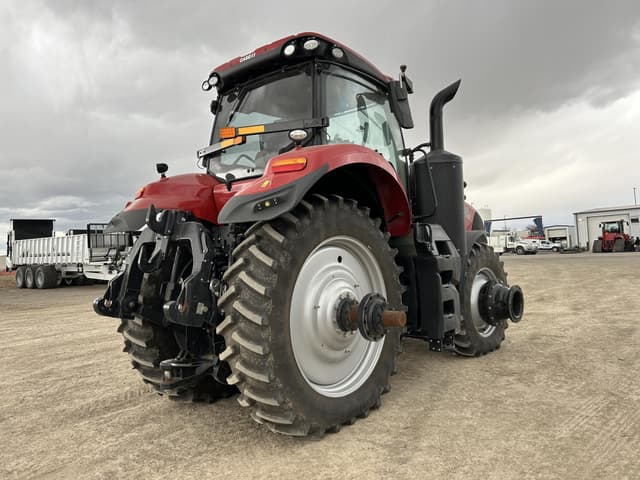 Image of Case IH Magnum 340 equipment image 4