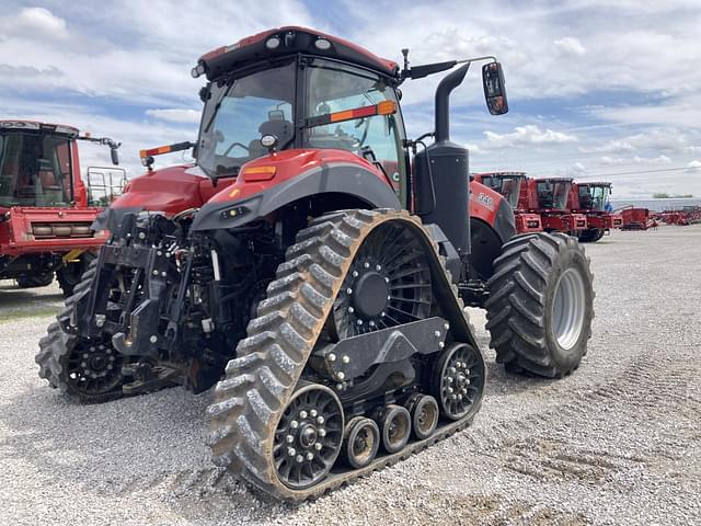 Image of Case IH Magnum 340 Rowtrac equipment image 2