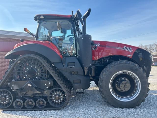Image of Case IH Magnum 340 Rowtrac equipment image 1