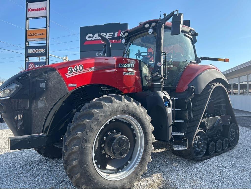 Image of Case IH Magnum 340 Rowtrac Primary image