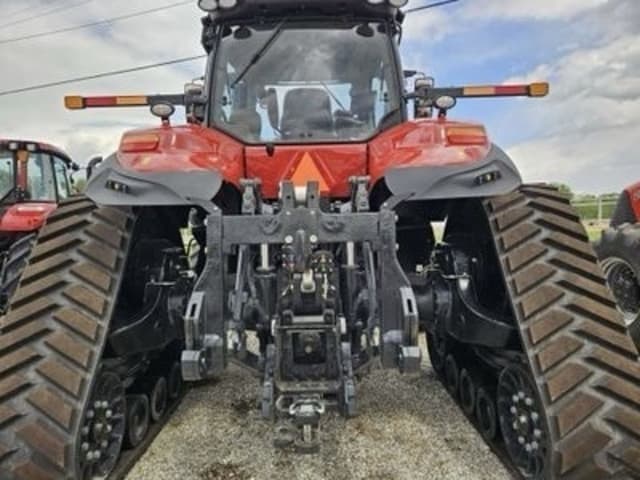 Image of Case IH Magnum 340 Rowtrac equipment image 2
