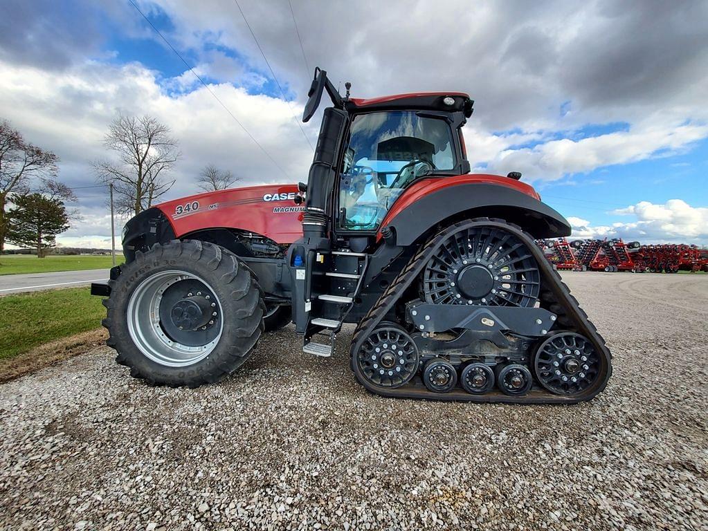 Image of Case IH Magnum 340 Rowtrac Primary image