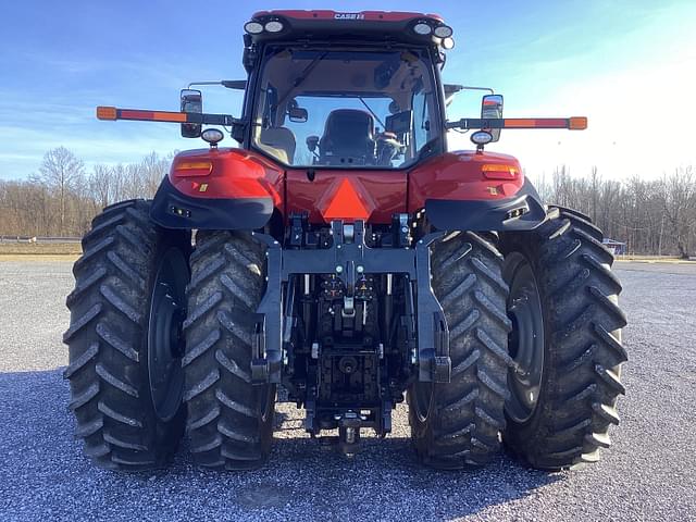 Image of Case IH Magnum 380 equipment image 3