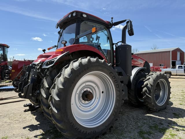 Image of Case IH Magnum 380 equipment image 1