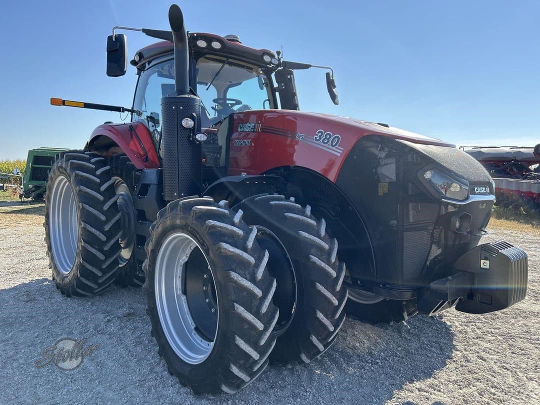 Image of Case IH Magnum 380 Primary image
