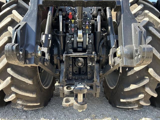 Image of Case IH Magnum 380 equipment image 4