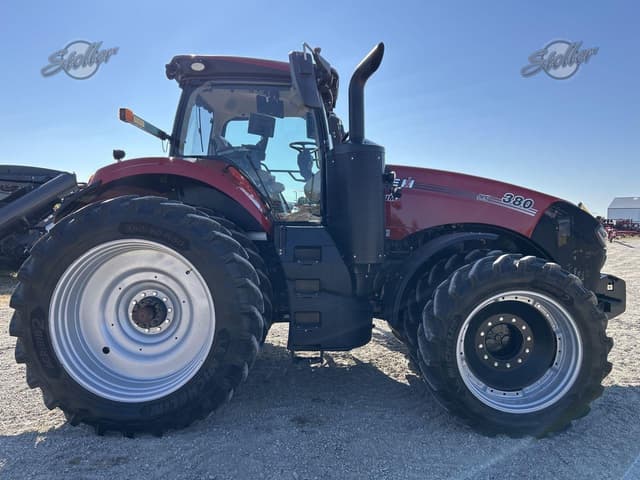 Image of Case IH Magnum 380 equipment image 1