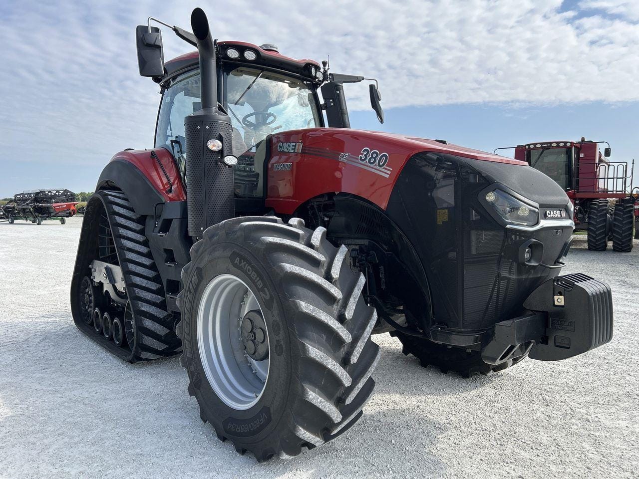 2024 Case IH Magnum 380 RowTrac Equipment Image0