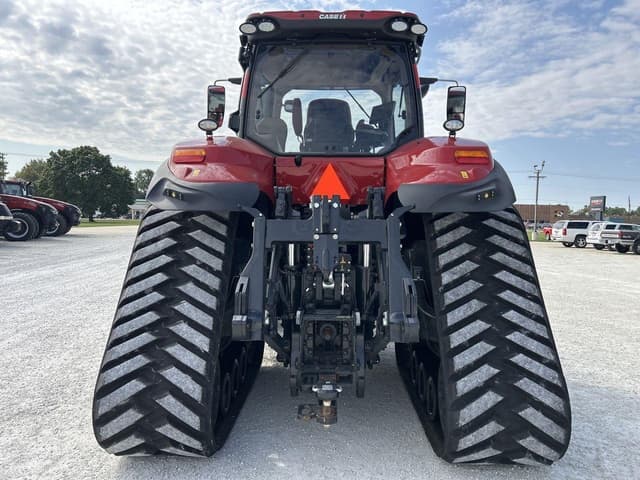 Image of Case IH Magnum 380 RowTrac equipment image 3