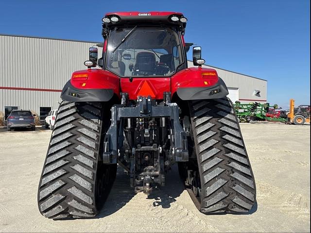 Image of Case IH Magnum 380 RowTrac equipment image 3