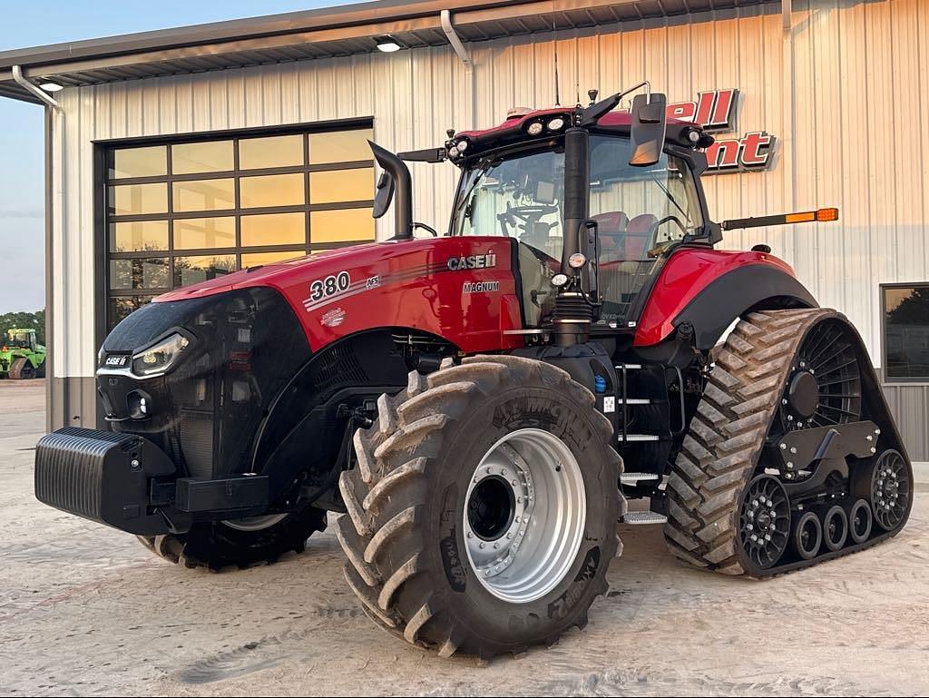 Image of Case IH Magnum 380 RowTrac Primary image