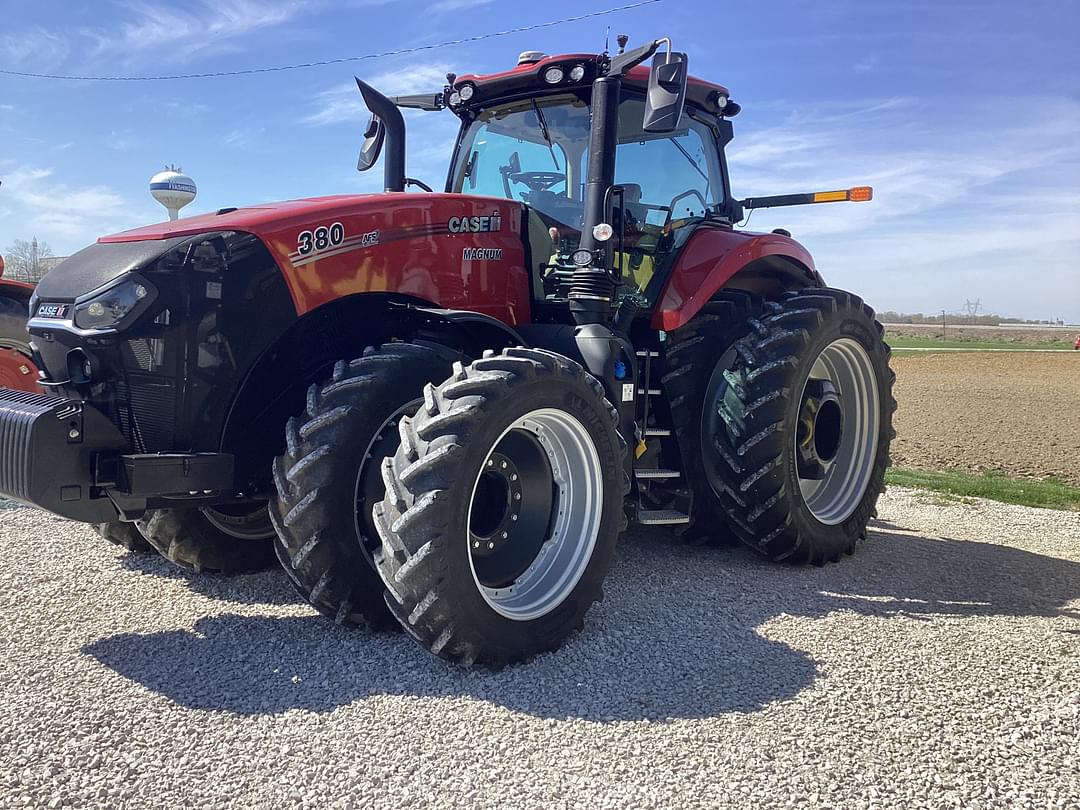 Image of Case IH Magnum 380 Primary image