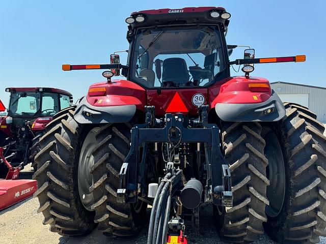 Image of Case IH Magnum 380 equipment image 4