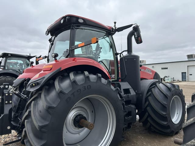 Image of Case IH Magnum 380 equipment image 3