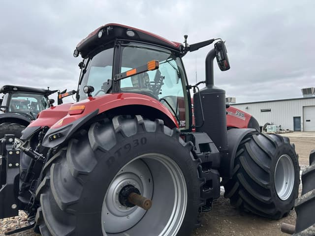 Image of Case IH Magnum 380 equipment image 3
