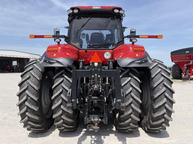 Image of Case IH Magnum 380 equipment image 3