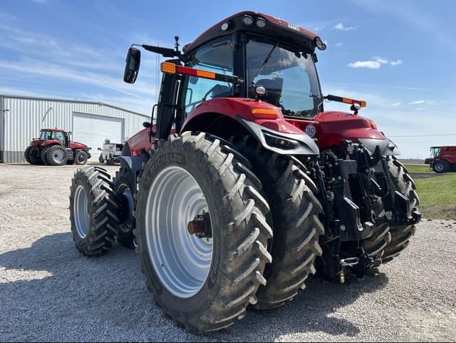 Image of Case IH Magnum 380 equipment image 4