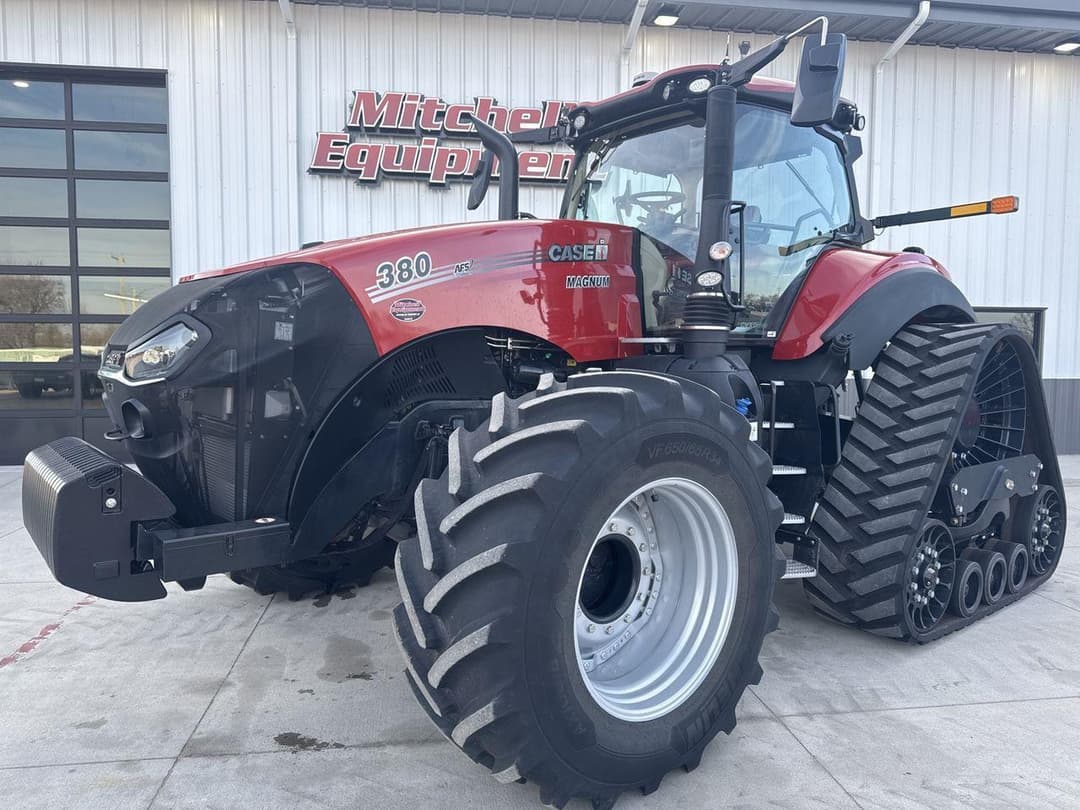 Image of Case IH Magnum 380 RowTrac Primary image