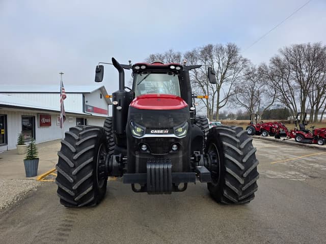 Image of Case IH Magnum 380 RowTrac equipment image 1