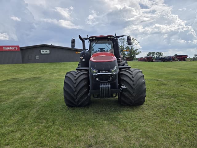 Image of Case IH Magnum 400 equipment image 2