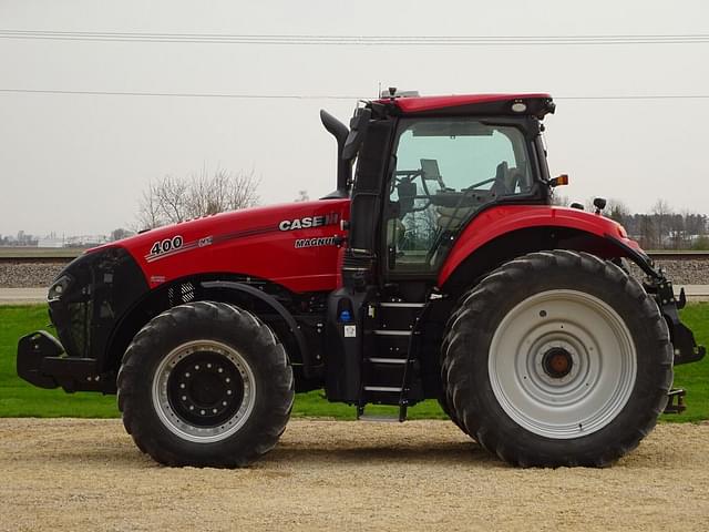 Image of Case IH Magnum 400 equipment image 1