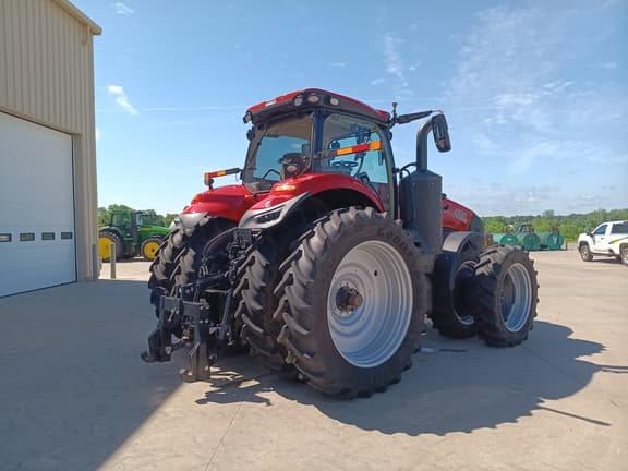 Image of Case IH Magnum 400 equipment image 2