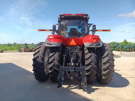 Image of Case IH Magnum 400 equipment image 3