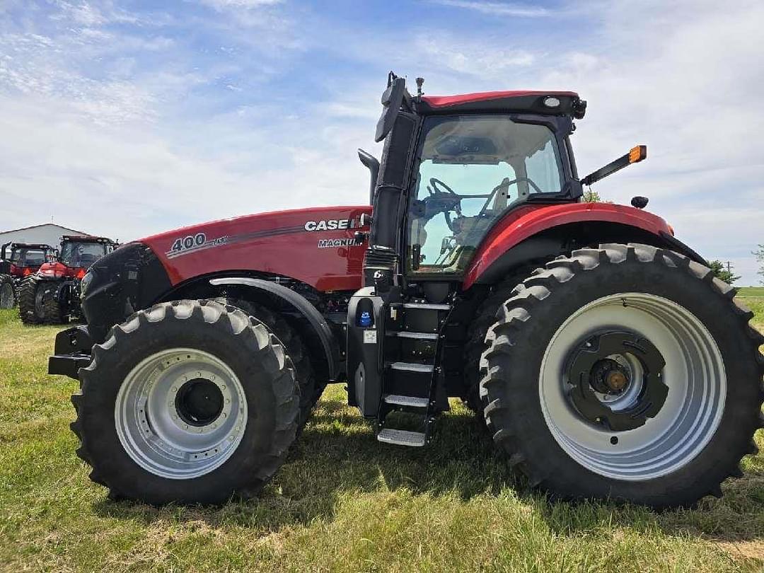 Image of Case IH Magnum 400 Primary image