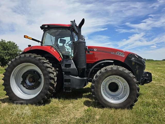 Image of Case IH Magnum 400 equipment image 1