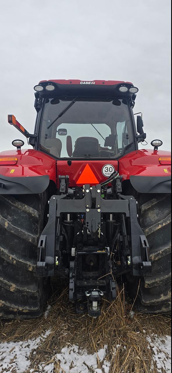 Image of Case IH Magnum 400 equipment image 2