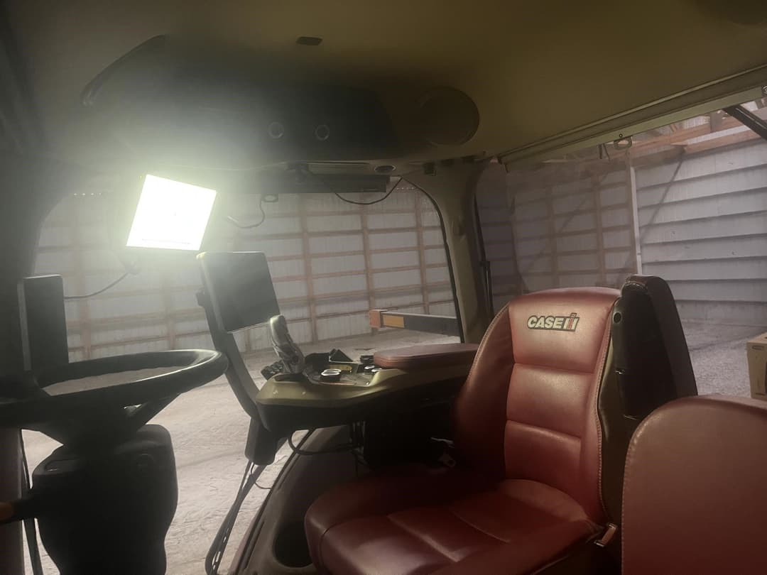 Image of Case IH Magnum 400 Image 1