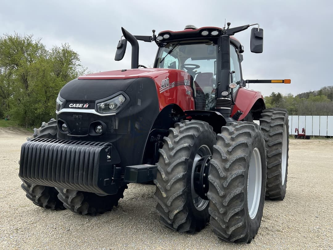 Image of Case IH Magnum 400 Primary image